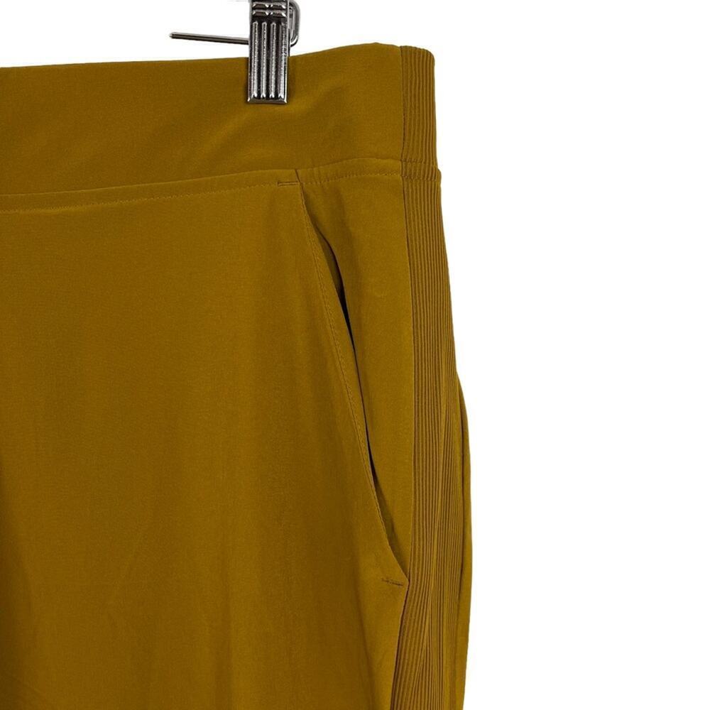 Athleta Brooklyn Ankle Tapered Leg Ribbed Textured Joggers Pant Brass Yellow 16 - Picture 8 of 16